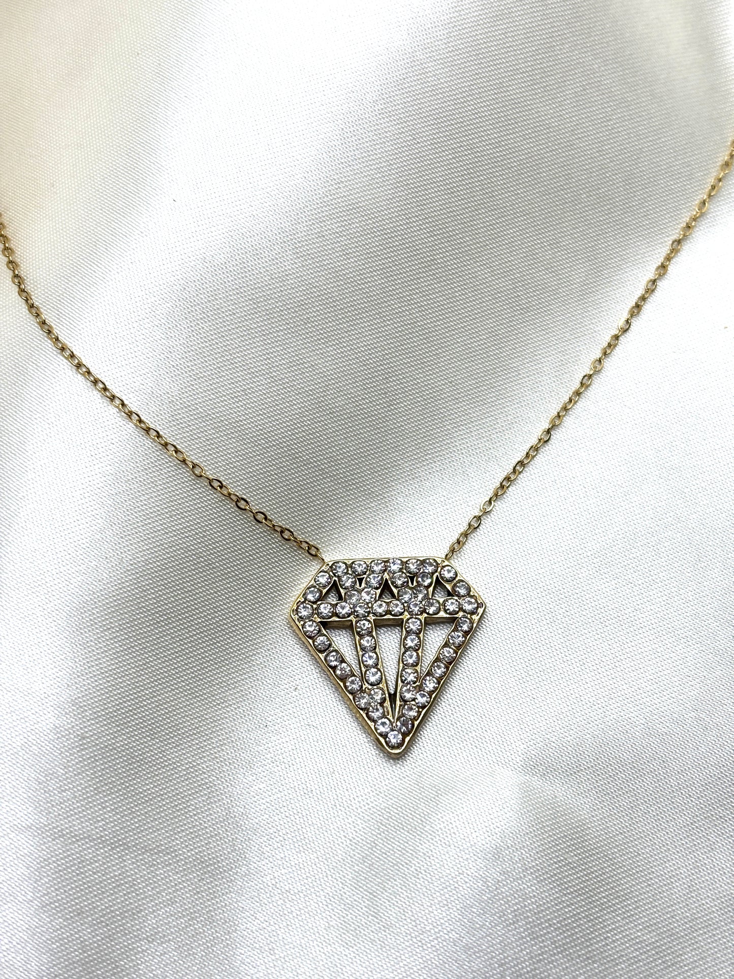 Collier Dina