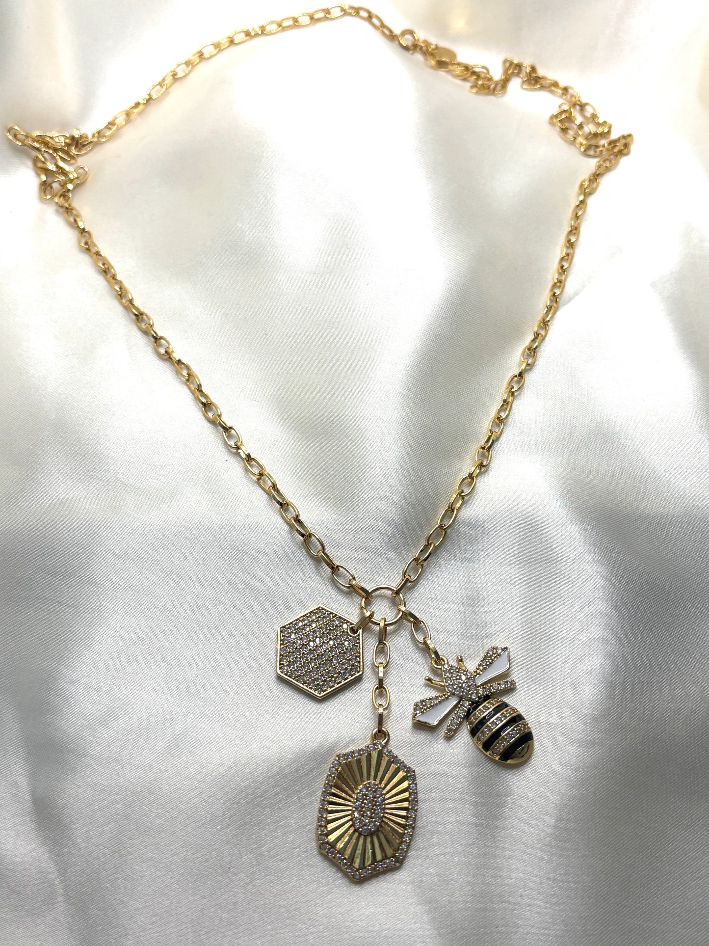 Sautoir Abeille Luxe