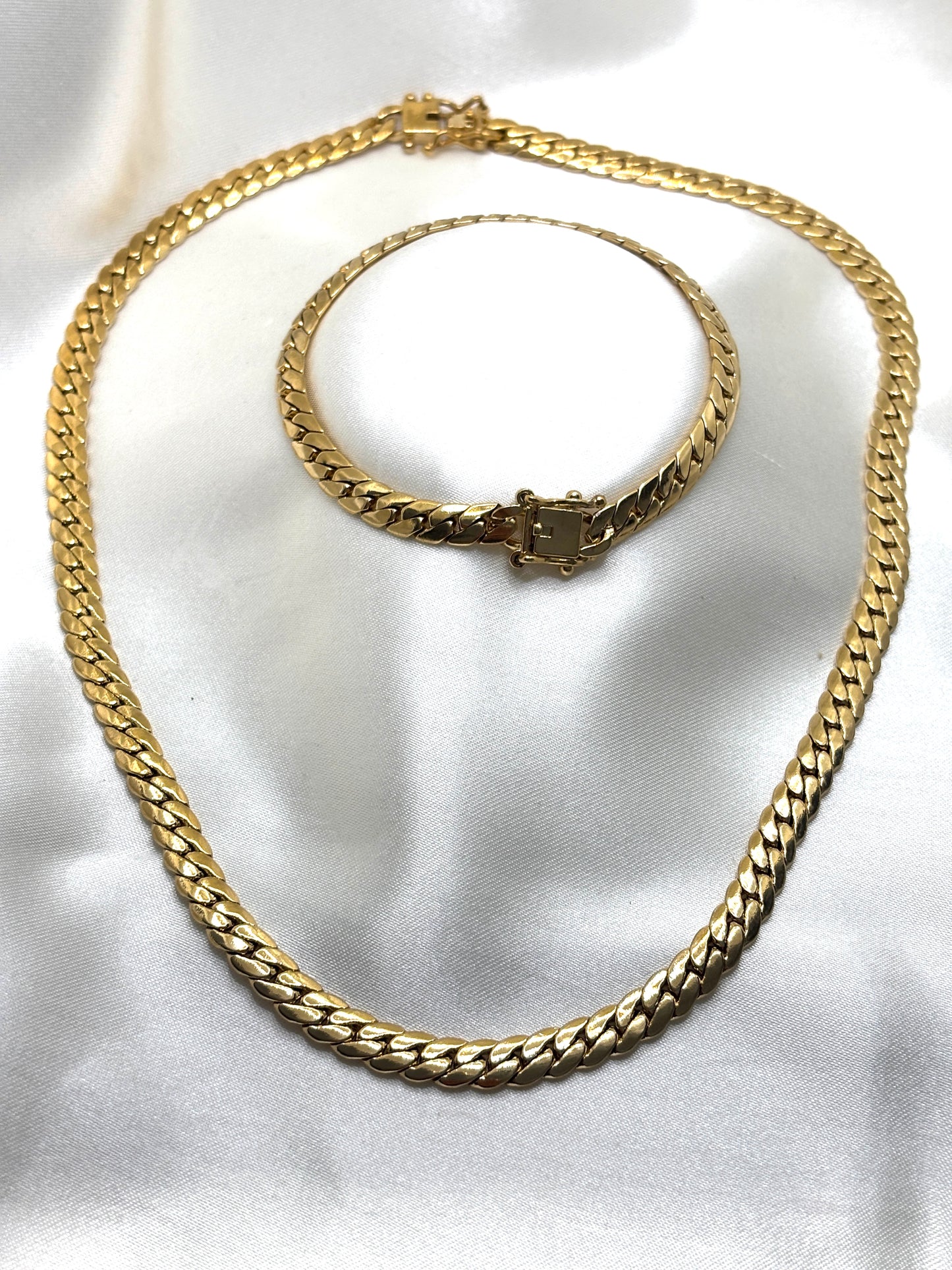 Parure Ras de coup Gold