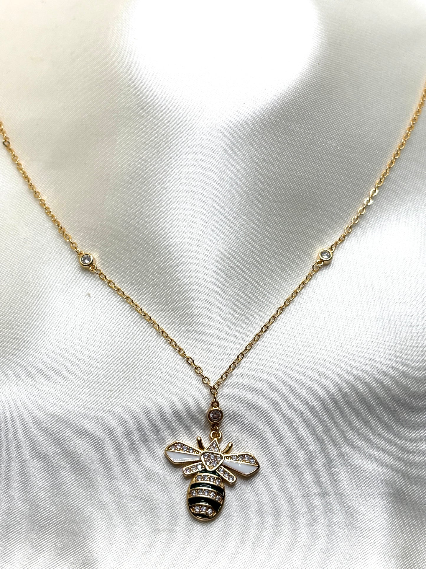 Collier Abeille Noir